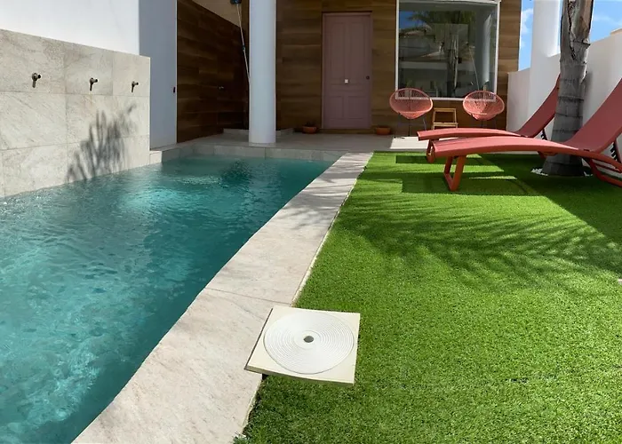 Ebli House